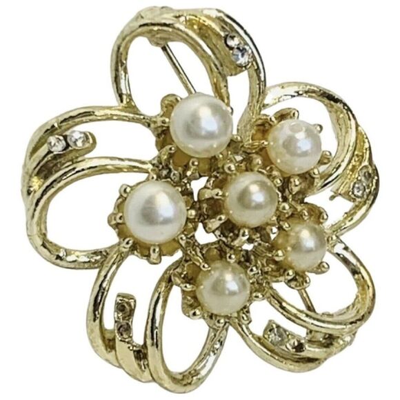 Women’s Faux White Pearl 3D Shimmering Rhinestone Gold Tone Flower Brooch Pin 2” - Picture 1 of 7